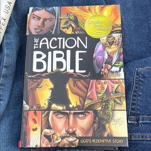 The Action Bible - Illustrated Kids' Book with Award-Winning Art